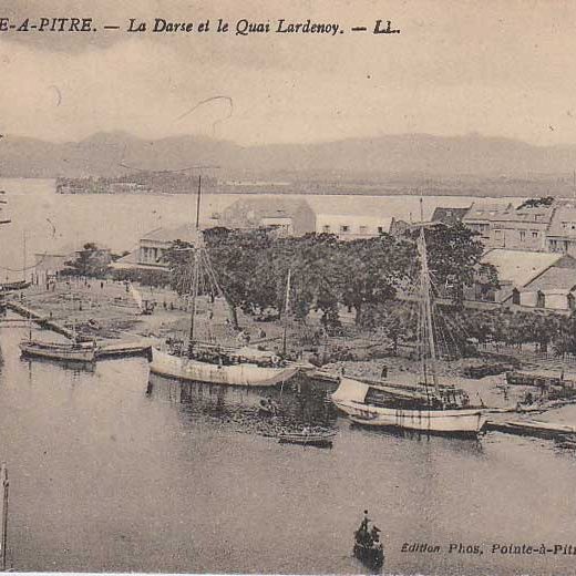 carte-postale-pointe-a-pitre-circle